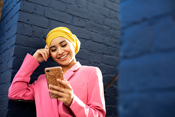 Help customers navigate financial uncertainty with connected digital banking Help customers navigate financial uncertainty with connected digital banking