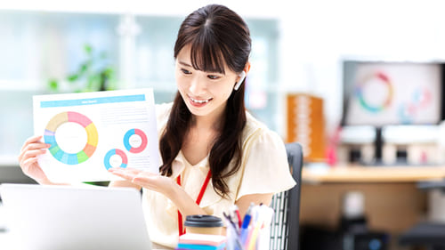 営業力を上げるには?個人・会社それぞれの取り組テレワークで生産性を上げる?メリットや気をつけるポイントを紹介
