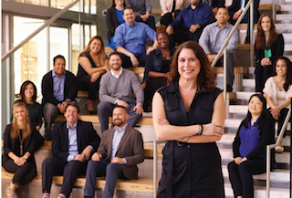 4 Status Quo-Busting Quotes for Every Sales Team