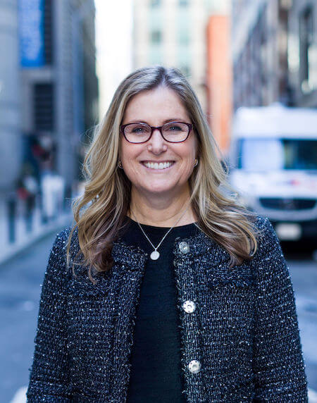 Lisa Edwards