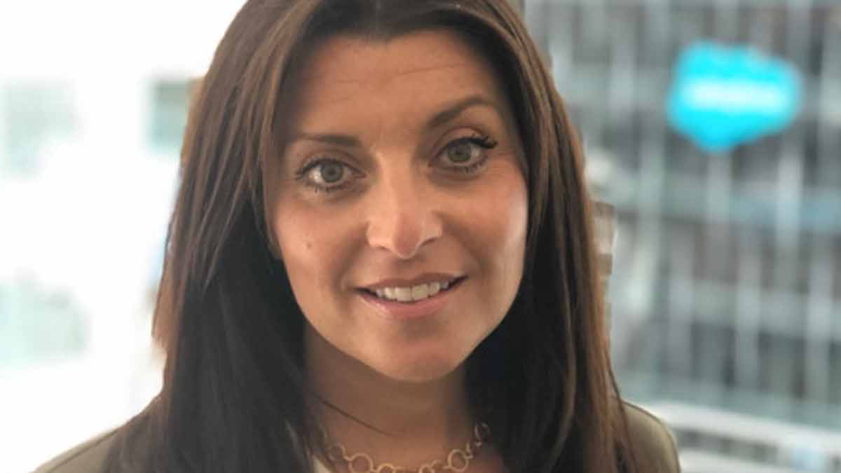 Suzana DelliSanti