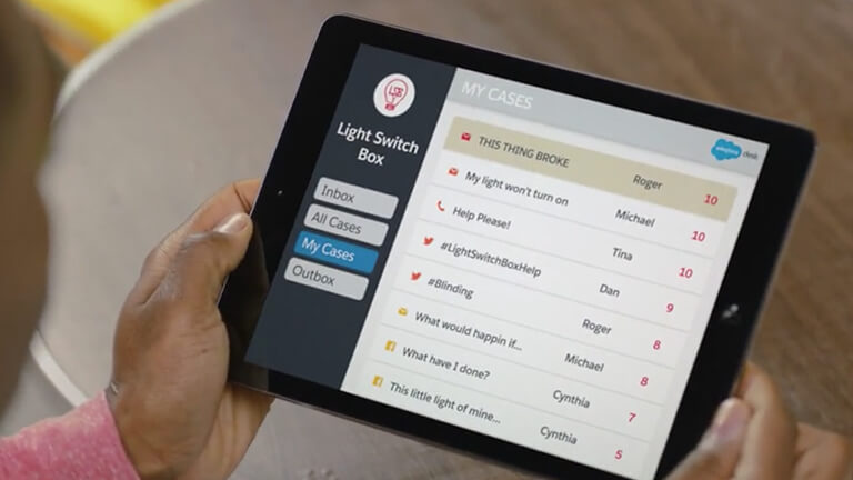 Video: Take Service Cloud mobile.