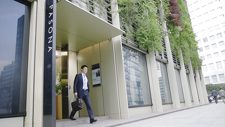 Merck sales reps generate new quotes in a matter of hours. See how.