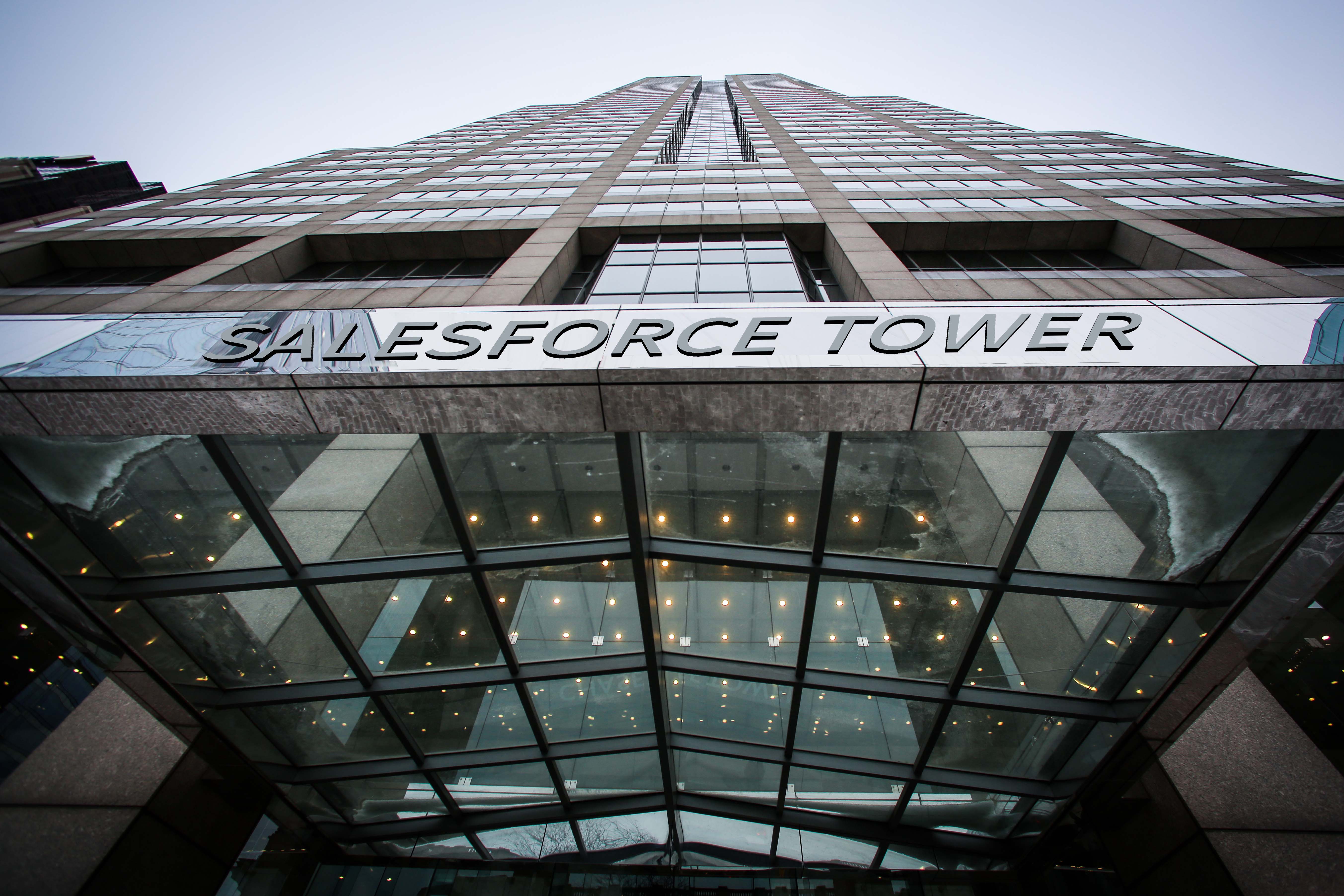 climbing salesforce tower